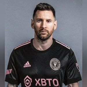 Messi Inter Miami jersey